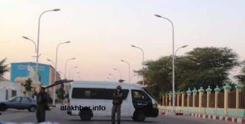 الشرطة تغلق المدخل الذي يقع قرب وزارة الداخلية (الأخبار)