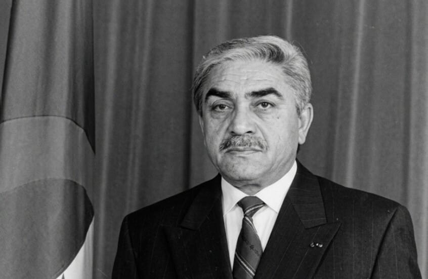 موريتانيا – سفارة الجزائر بنواكشوط تفتح سجل التعازي بوفاة زروال