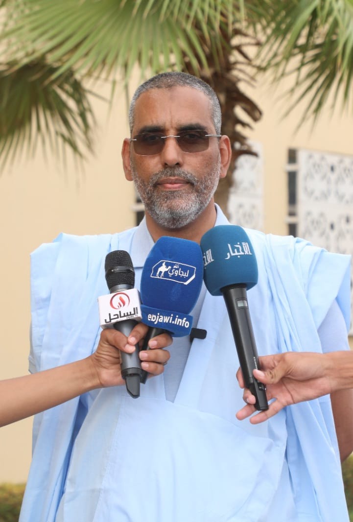 برلماني يقترح مشروع قانون يجرم ويعاقب الدعوة لخرق مواد الدستور المحصنة