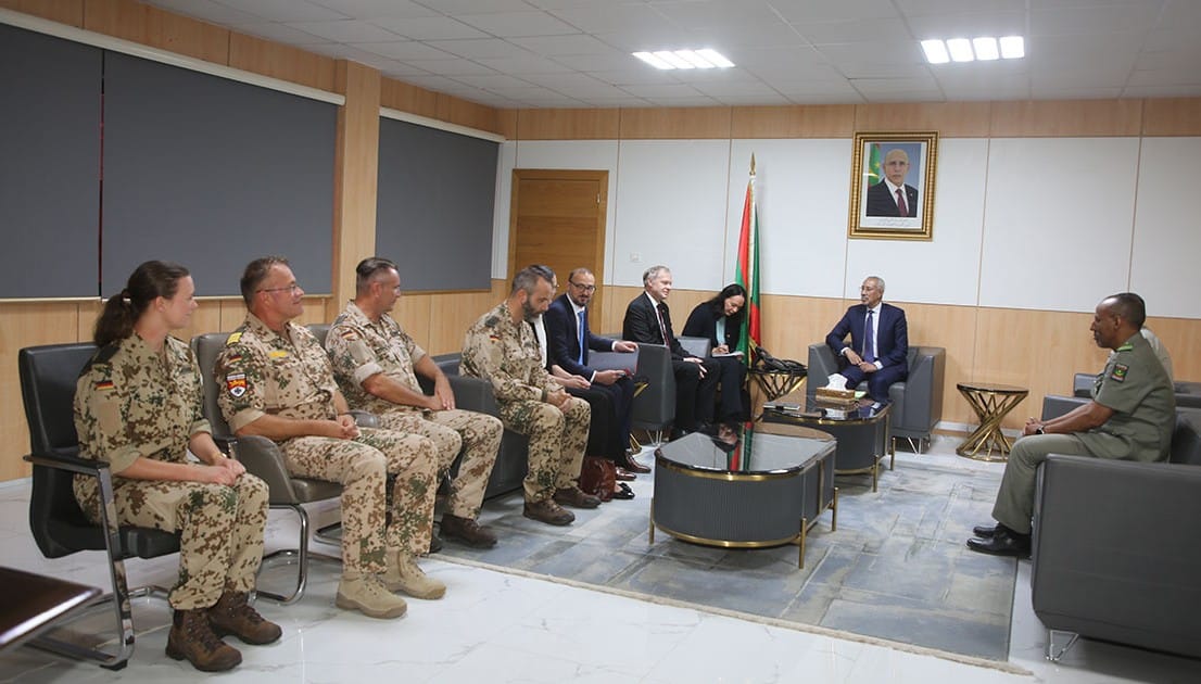 وفد من وزارة الدفاع الألمانية يزور نواكشوط لتعزيز التعاون العسكري