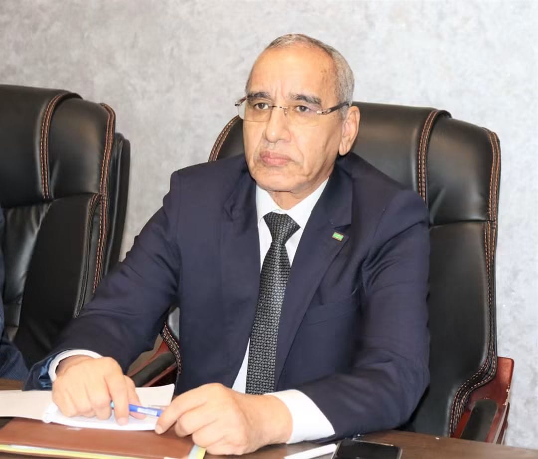 نص رسالة وزيرالداخلية المنصرف لعمال قطاعه