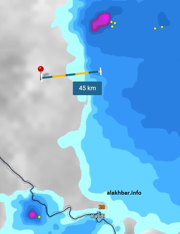 خارطة انتشار السحب نحو الساعة: 18:45، والأمطار تبعد 45 كلم عن مدينة ألاكـ