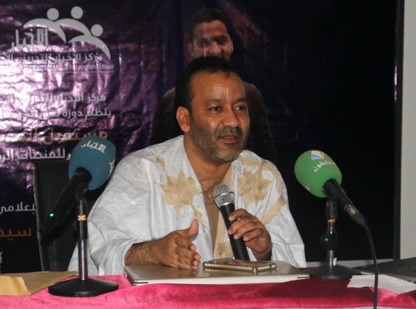 الخبير الإعلامي محمد ولد سيدي