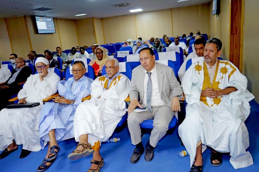 جانب من حضور الندوة