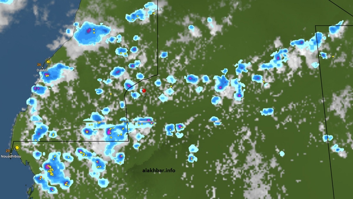 خارطة انتشار السحب الماطرة عند الساعة 17:05، الإشارة عند مدينة الزويرات