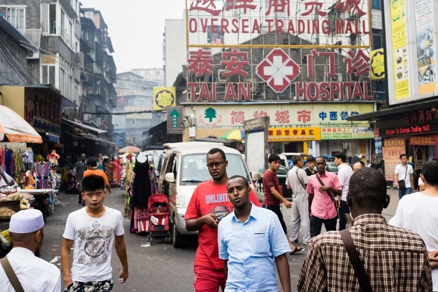 صورة من مدخل السوق