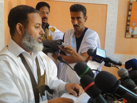 السجين المفرج عنه عبد الله ولد سيديا خلال كلمته (الأخبار) 
