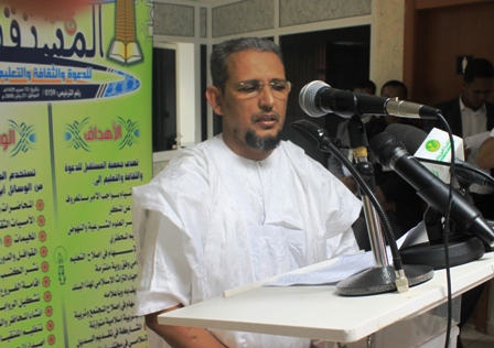 الأمين العام لجمعية المستقبل الدكتور محمد محمود ولد سييدي أثناء كلمته اليوم (الأخبار)