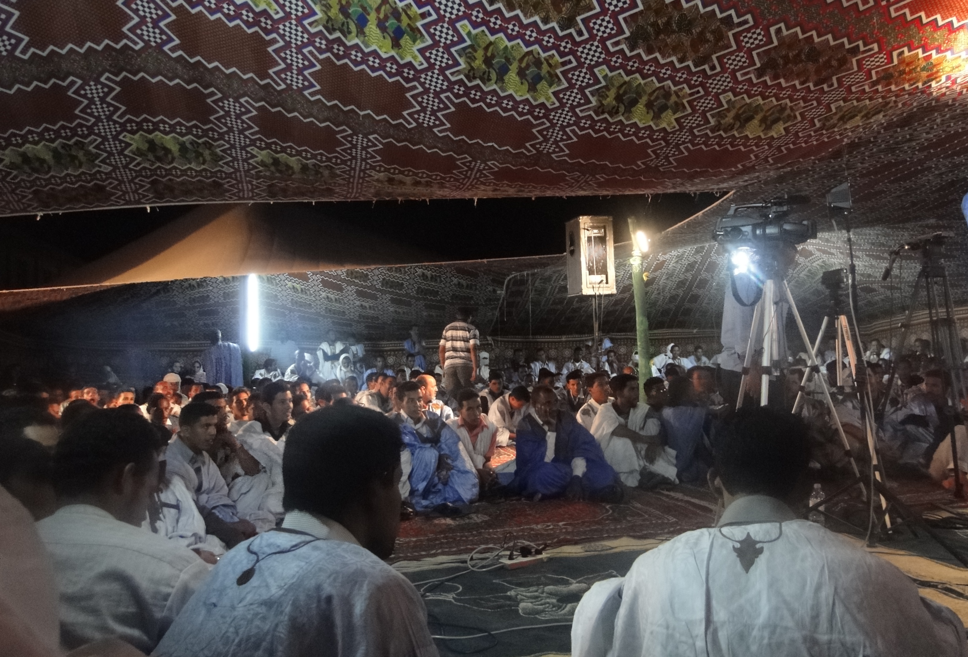 جانب من الحضور البارحة (الأخبار)