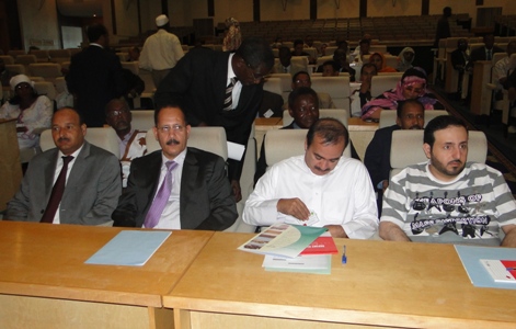 جانب من الوفود المشاركة في الندوة الدولية حول تهيئة واستصلاح الأراضي وتوفير سكن اللائق في الوطن العربي (الأخبار)