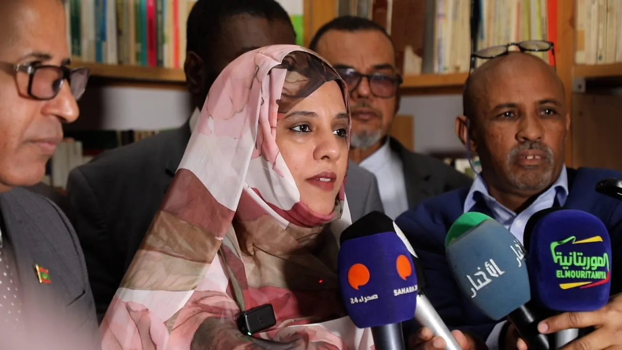 وزيرة التربية: نعول على دور الأسرة بترسيخ ثقافة المطالعة لدى التلاميذ