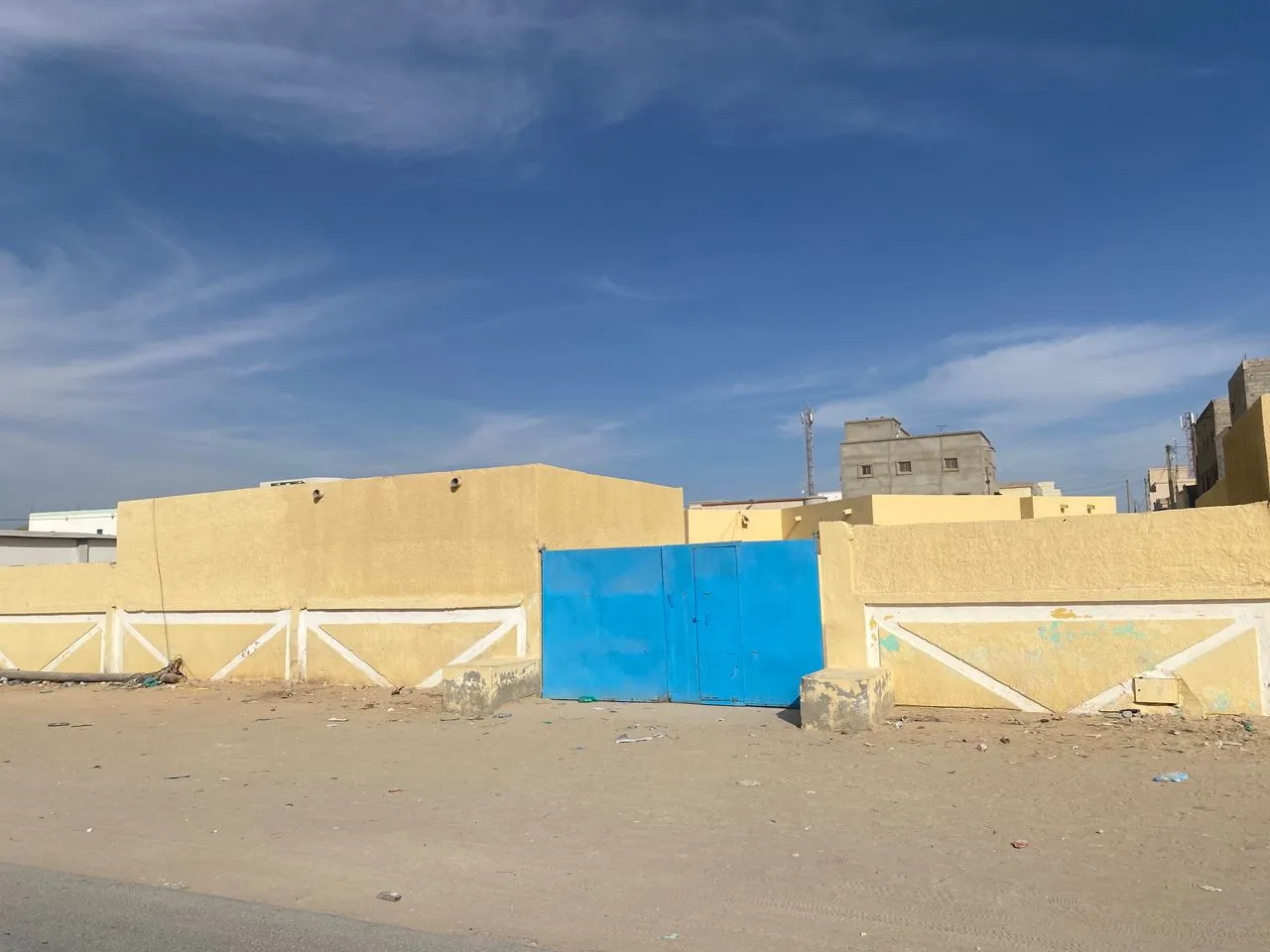 حراك لاحتواء أزمة إغلاق مصالح الدفن ببلدية نواذيبو