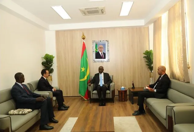 وزير الخارجية يتسلم أوراق انتداب مدير مكتب اليونسكو