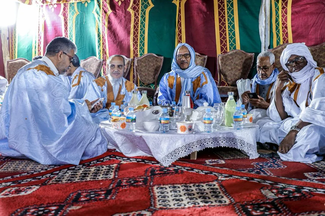 حضور سياسي ونخبوي متنوع لإفطار نظم زعيم المعارضة السابق