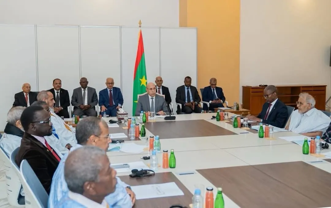 بعد شهر ونصف على استلامها.. قوى سياسية تكمل ردودها على وثيقة الحوار