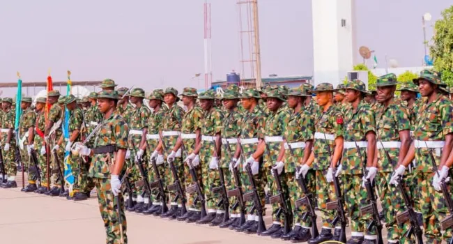 نيجيريا: أمر رئاسي بنشر الجيش بعد هجوم دام خلف 162 قتيلا