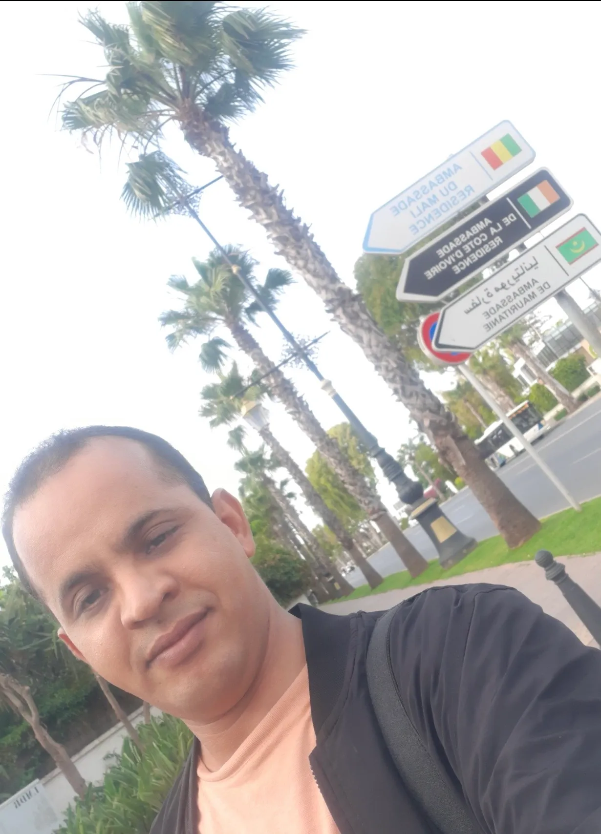 بين الصدى والمنهجية: إشكال النقاش في القضايا التقنية