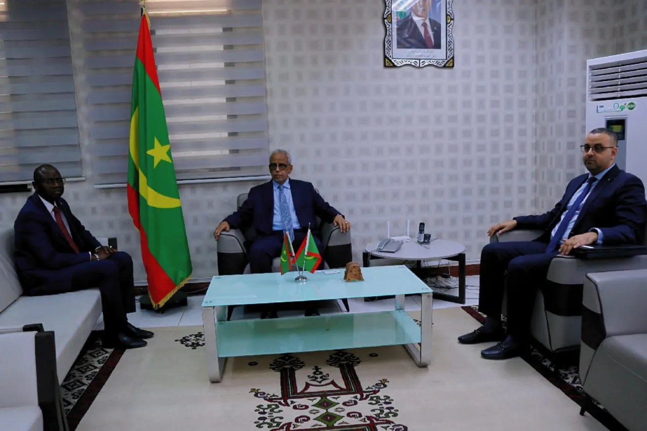 وزير الشؤون الاقتصادية يبحث تعزيز التعاون مع ممثل البنك الدولي