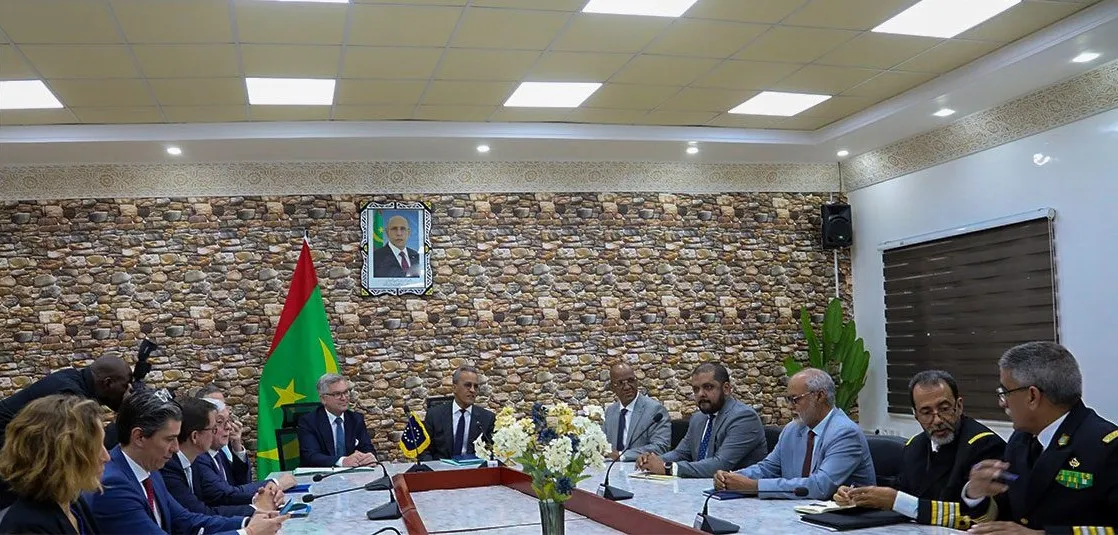 المفوض الأوروبي لشؤون الهجرة يجري لقاءات بنواكشوط
