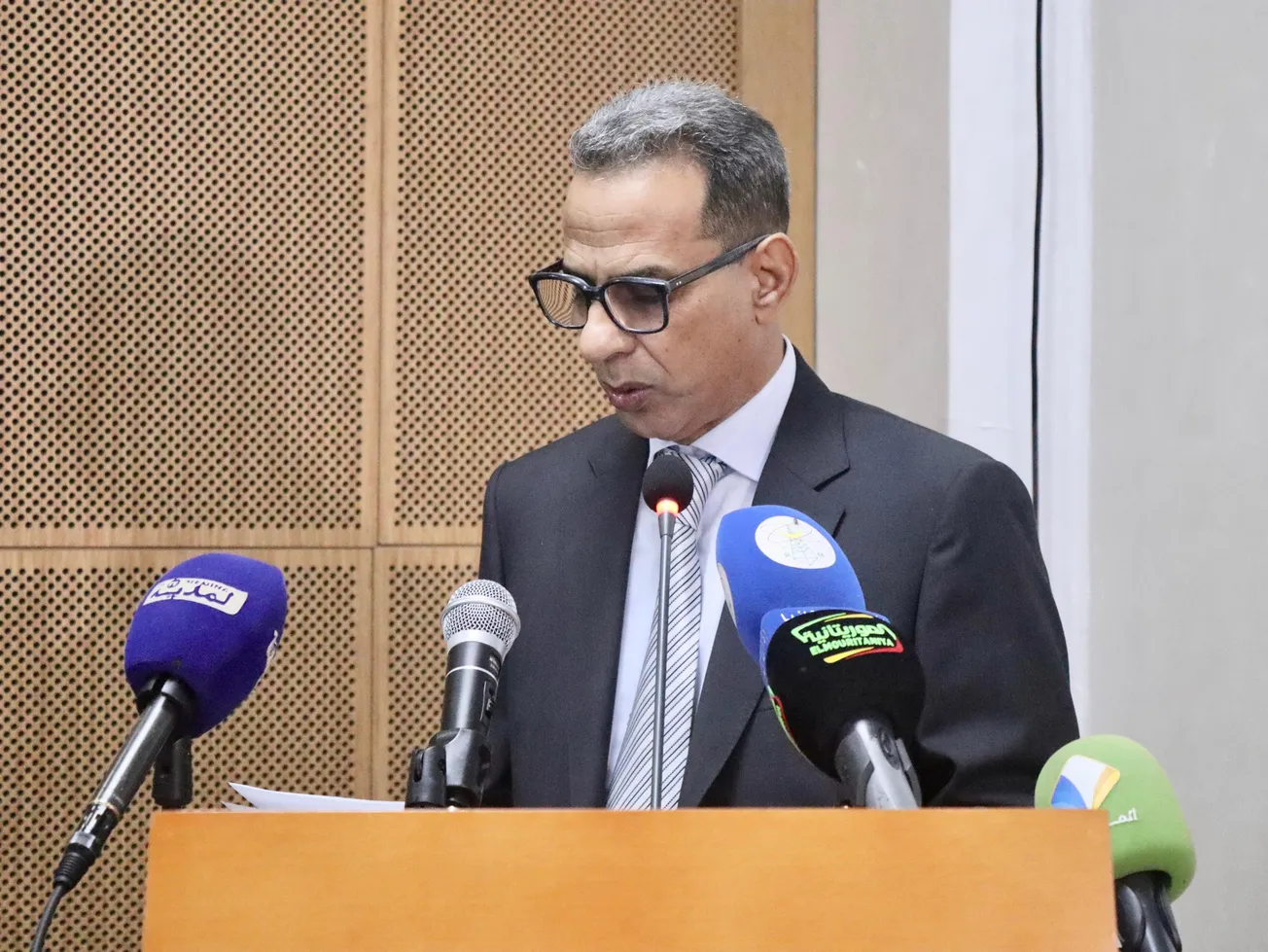 مؤتمرو اتحادية الخدمات يجددون ثقتهم في ولد والد