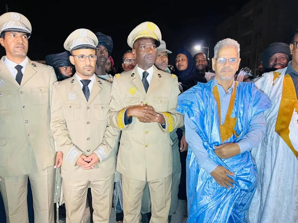 مسيرة وتظاهرة بالزويرات احتفاء "بيوم التنوع الثقافي"