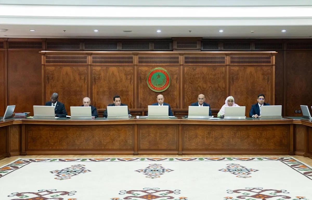 الحكومة تجيز مشروع قانون وستة مراسيم