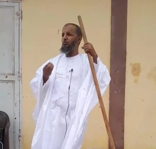 إمام بنواذيبو: الضرائب ينبغي أن تؤخذ من الرئيس والوزراء أولا