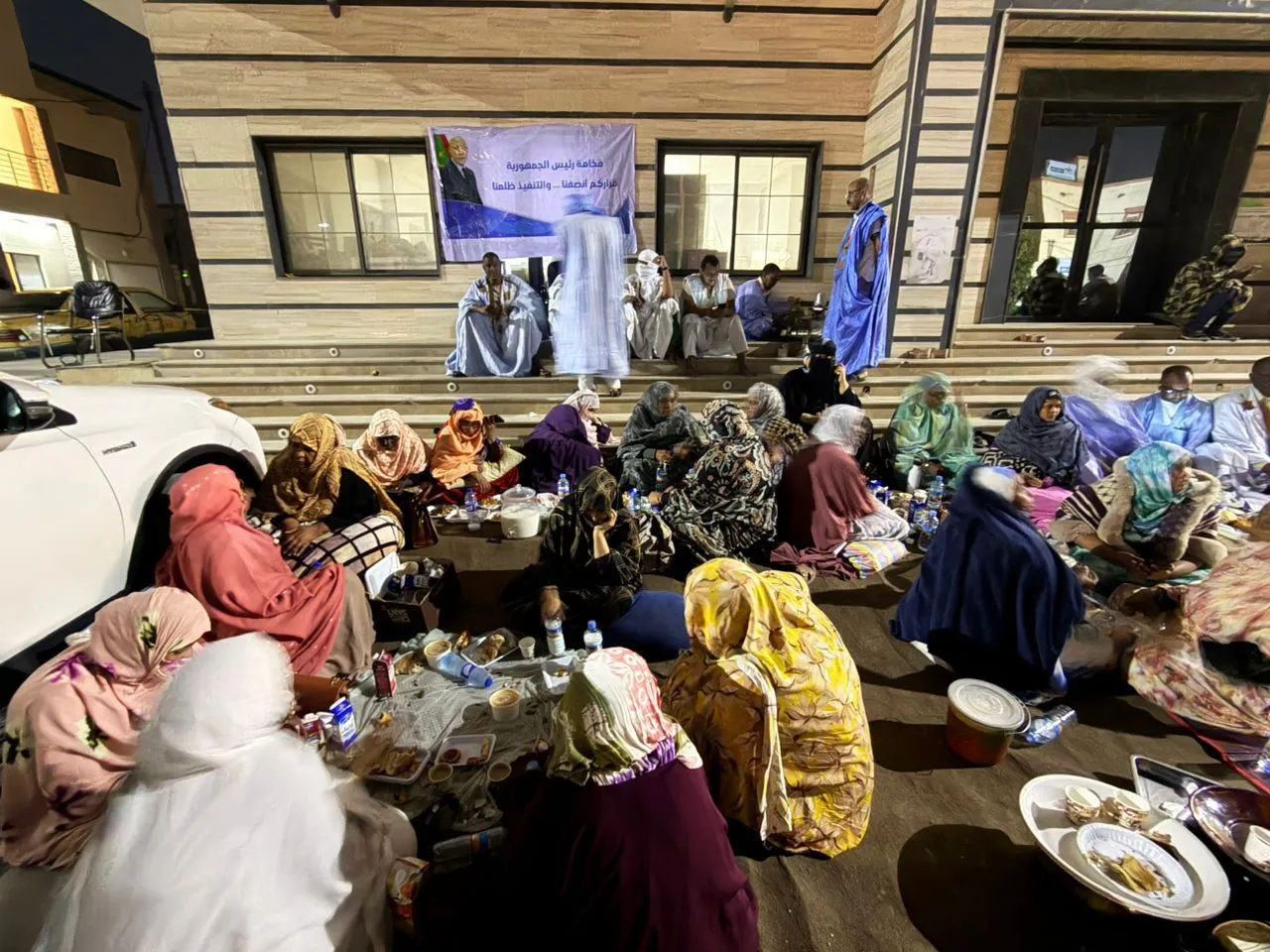 الحكومة تعليقا على "متعاوني الإعلام": مؤسساتهم هي صاحبة الصلاحية