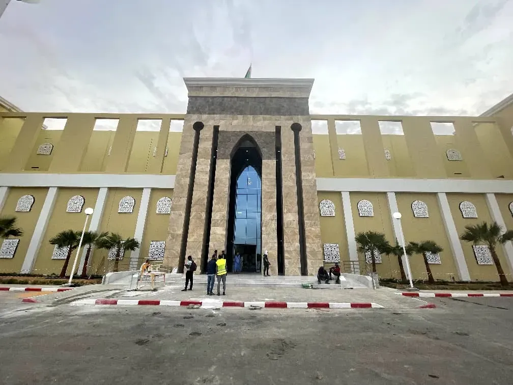 دعوة النواب لحضور افتتاح دورة برلمانية فاتح إبريل