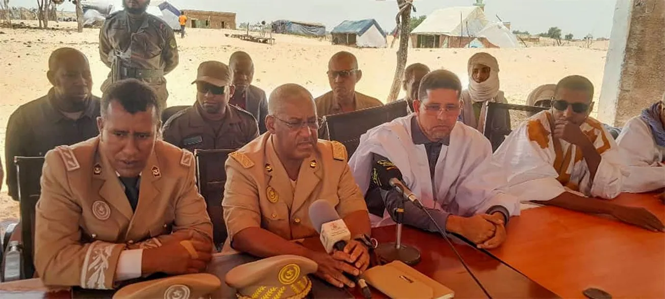 والي الحوض الغربي يزور قرى حدودية ويحث على تجنب دخول الأراضي المالية