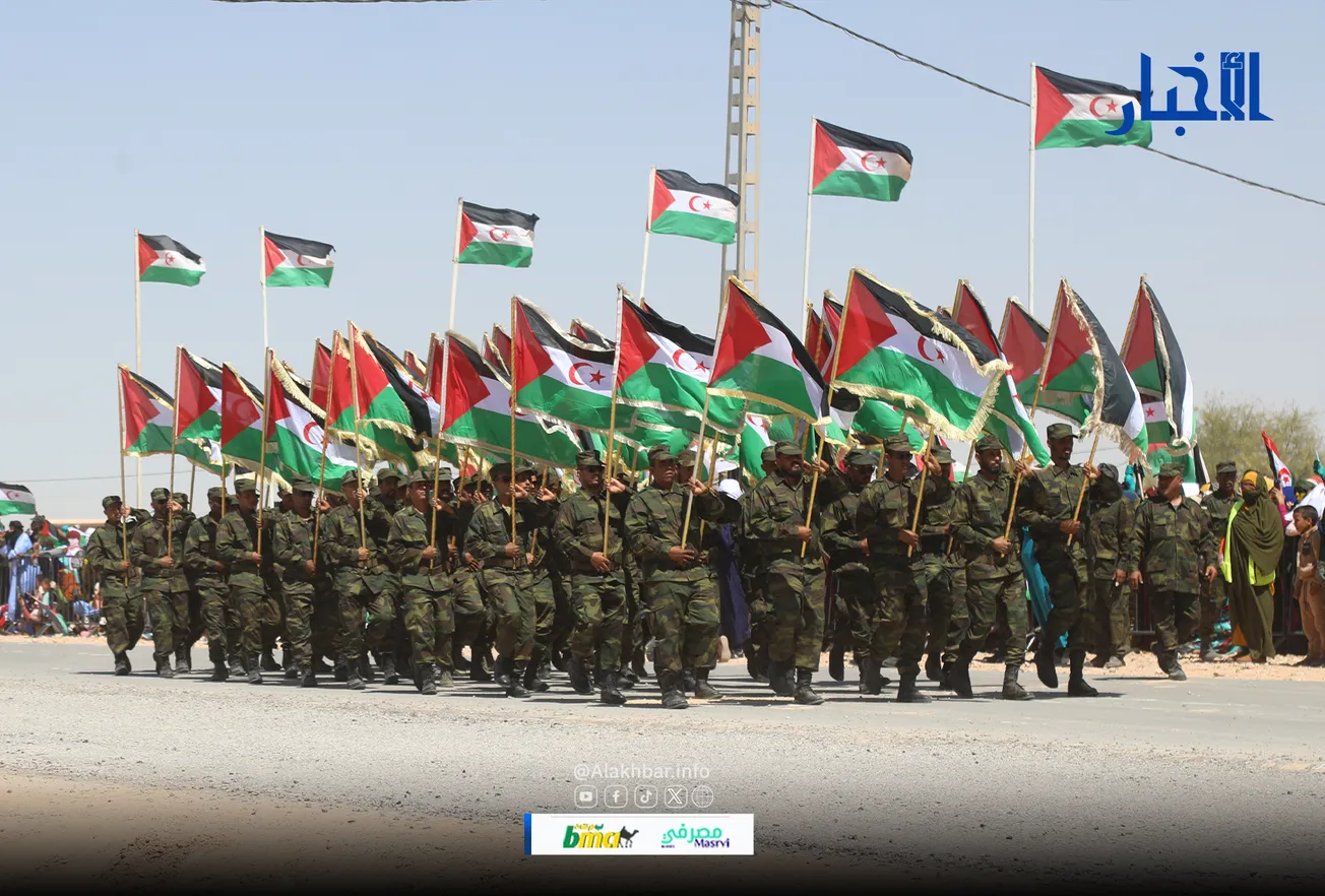 استعراض عسكري بخمسينية الدولة الصحراوية.. أهازيج ودعاء ودموع