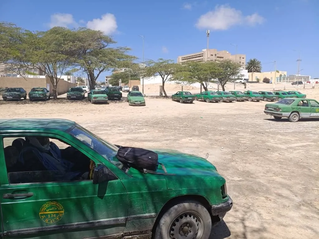 توجه حكومي لفرض الطلاء الموحد على سيارات الأجرة بنواذيبو