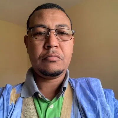 العلامة إزيد بيه ولد يحفظ.. عالم القراءات المجدّد