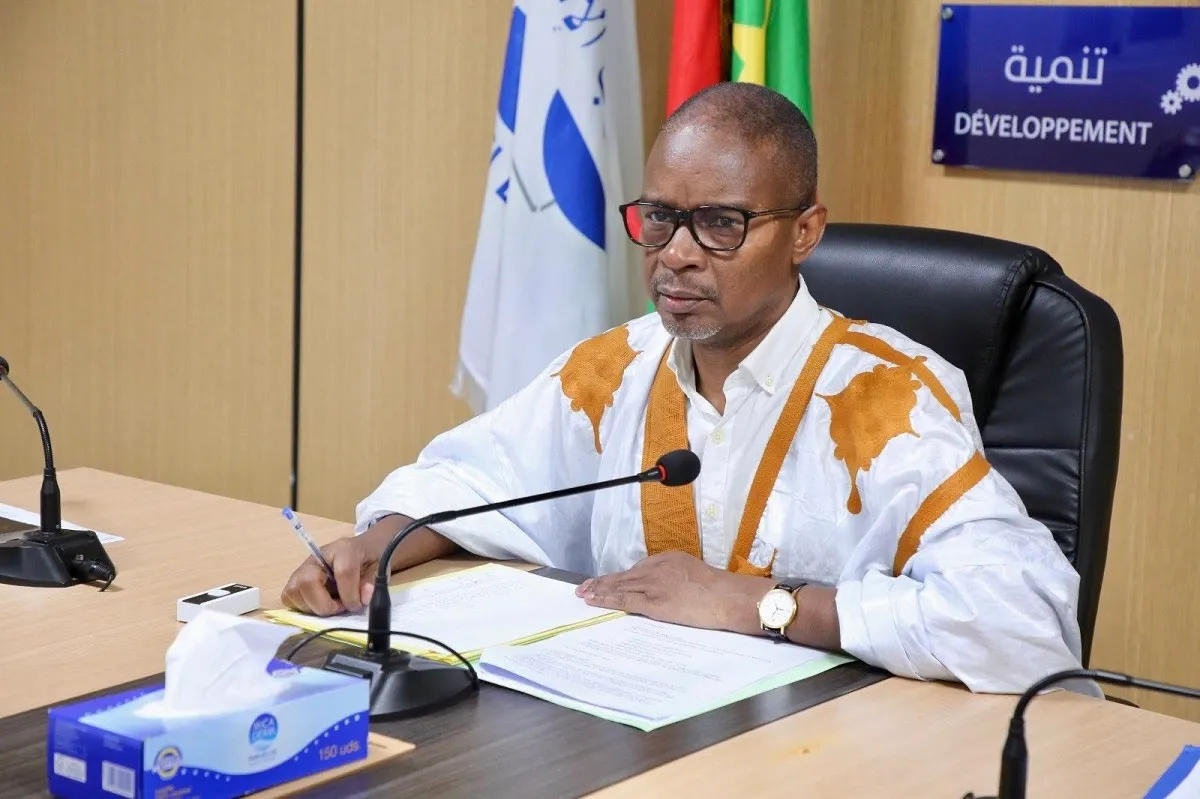 قيادة الحزب الحاكم تؤكد تمسكها بمضامين رد الأغلبية