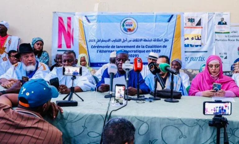 ائتلاف معارض: النظام يتجاهل معاناة المواطنين في ظل أزمة خانقة