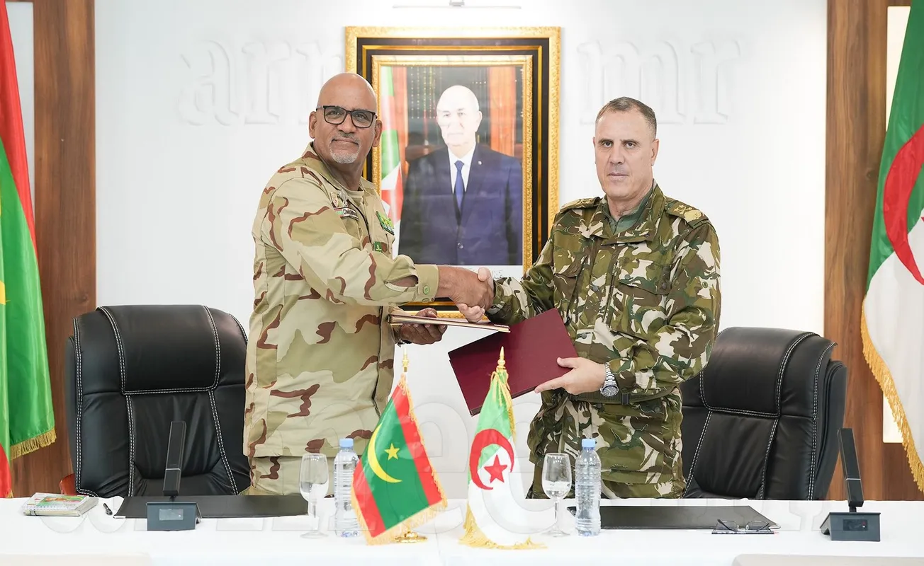 اجتماع تنسيقي بين الجيشين الموريتاني والجزائري بتندوف