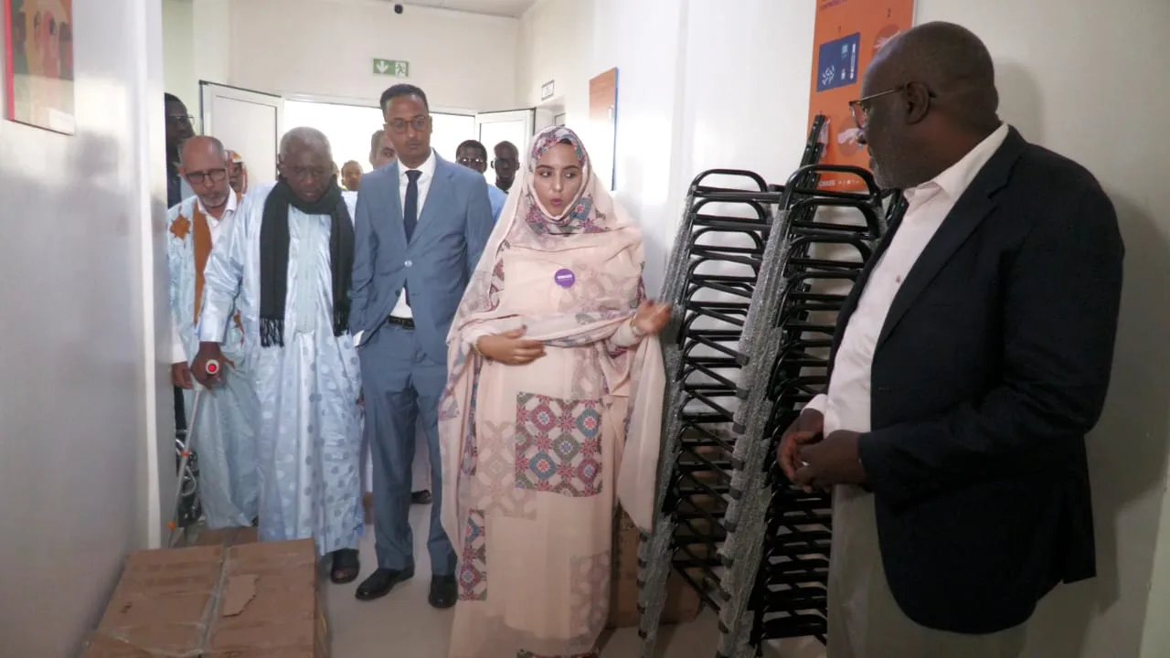 توزيع معدات طبية على عدة منشآت صحية بنواذيبو