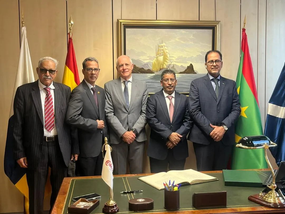 موريتانيا توقع اتفاقا مع شركة إسبانية لدراسة جدوى إنشاء نظام ترامواي بنواذيبو