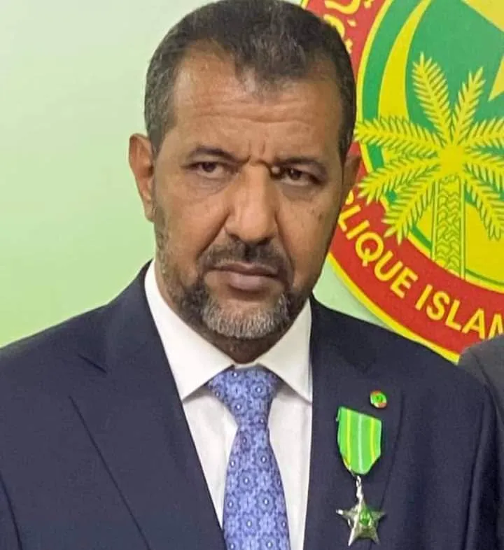 ماذا تريد منا مالي مرة أخرى.