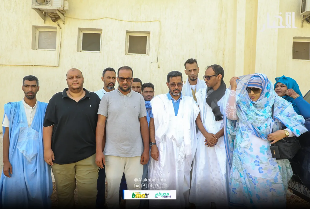 معارضون يزورون رئيس حزب تحدي وينتقدون "ملاحقته" أمنيا