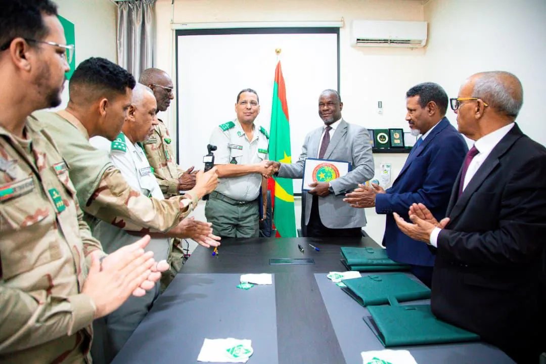 اتفاق بين وزارة التربية والجيش لإنتاج 66 ألف زيّ مدرسي