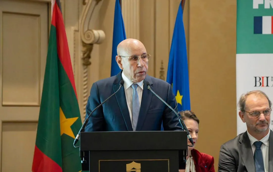 غزواني من باريس: نطمح لجعل موريتانيا قطبا إقليميا للإنتاج والتحويل والخدمات