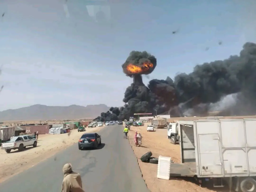 حريق بسوق "لبريكه" للمحروقات بضواحي الزويرات