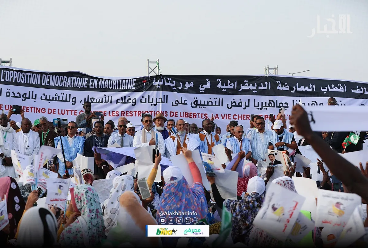 أقطاب المعارضة تشكر الجماهير وتحمل النظام مسؤولية "حالة الاحتقان"