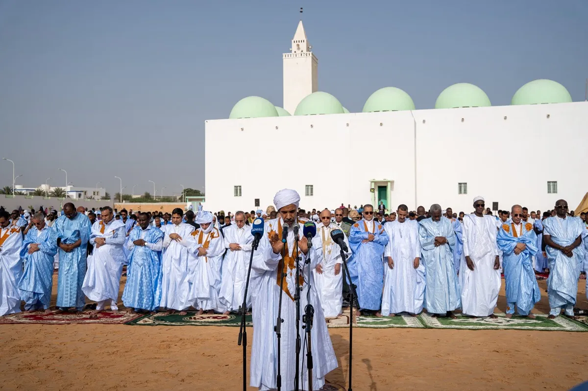 إمام الجامع الكبير يحث على ترسيخ قيم الوحدة والتآخي
