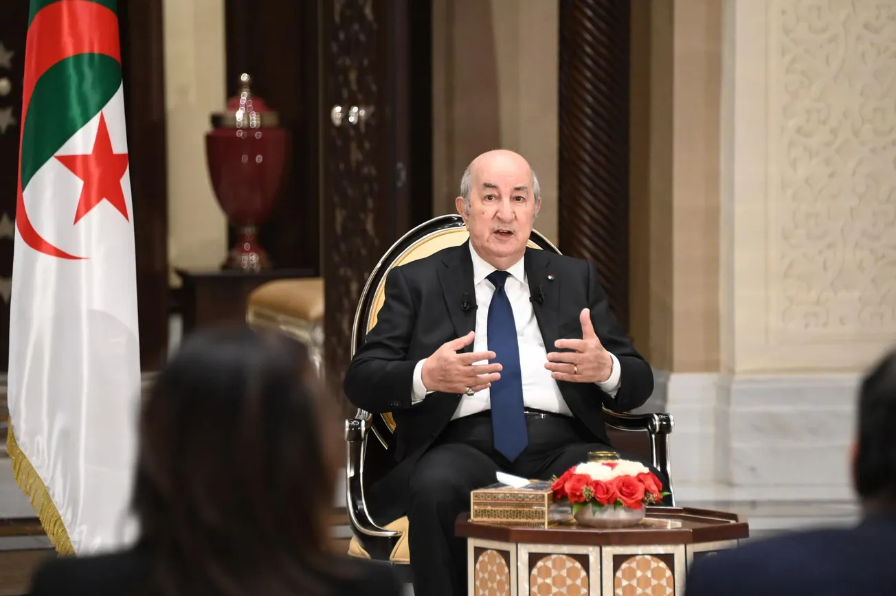 تبون: الجزائر مستعدة لمد يد العون لمالي وهناك اتصالات غير مباشرة