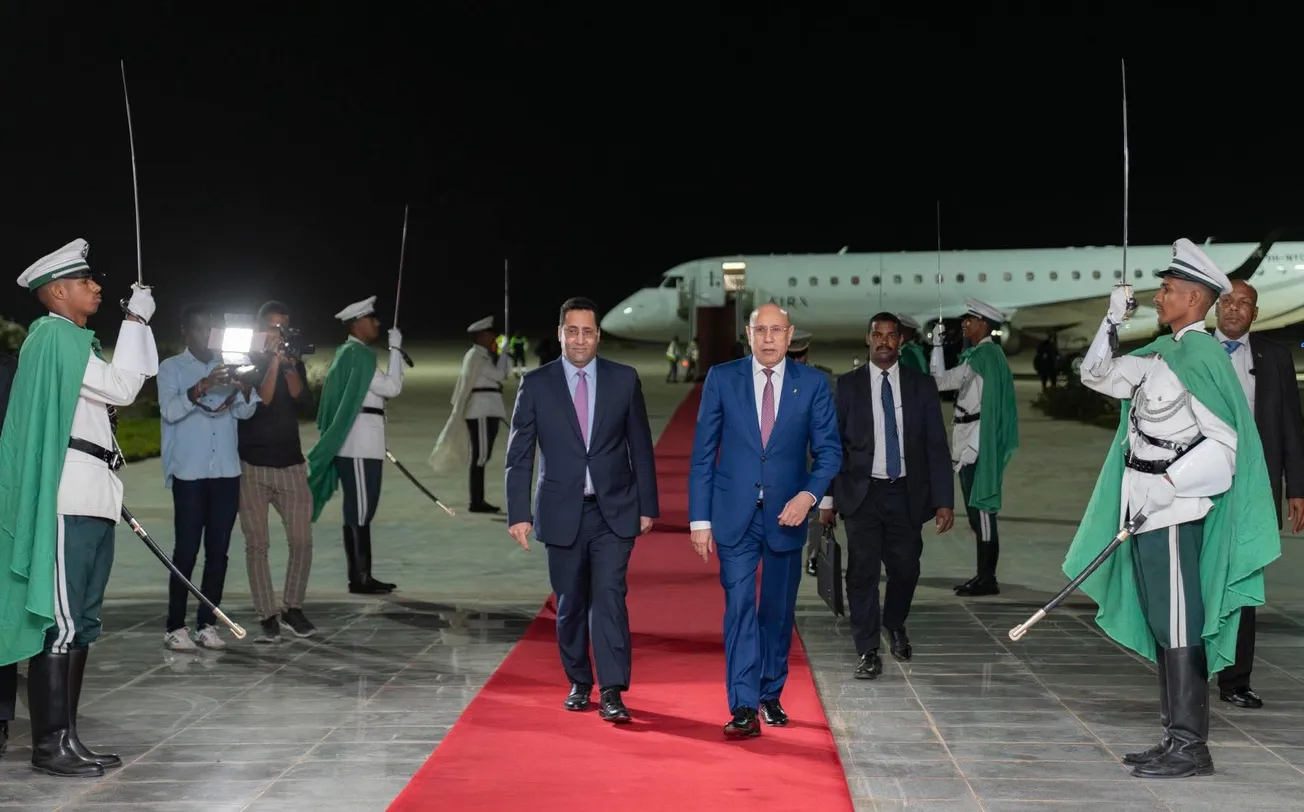 غزواني يصل إلى نواكشوط بعد توقف فني في الكونغو