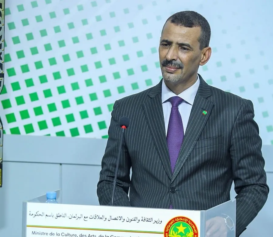 الحكومة: توقيف ضابطين من الحرس مجرد إجراء تأديبي