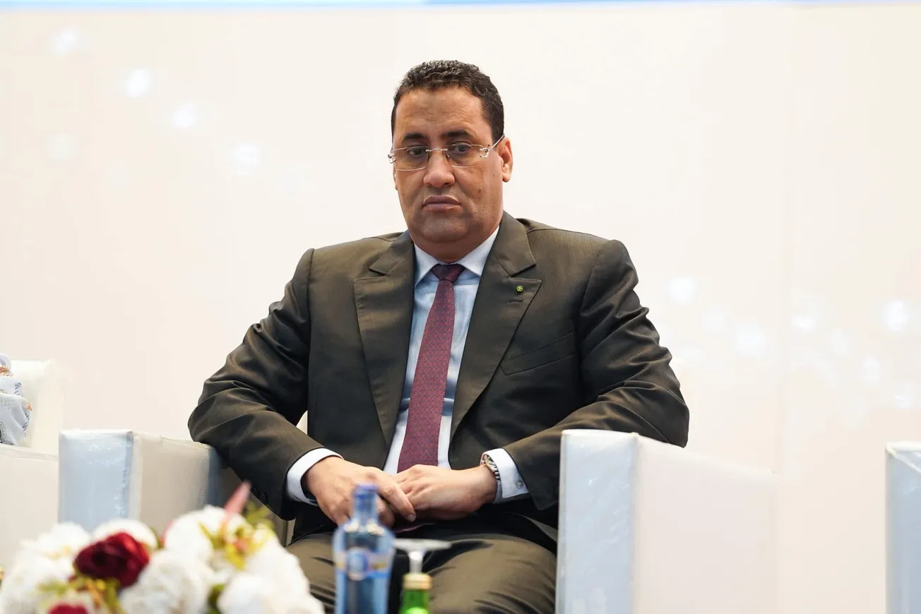 ولد اجاي: ضرائب لتر "الگازوال" تراجعت من 36% إلى 29‎%‎