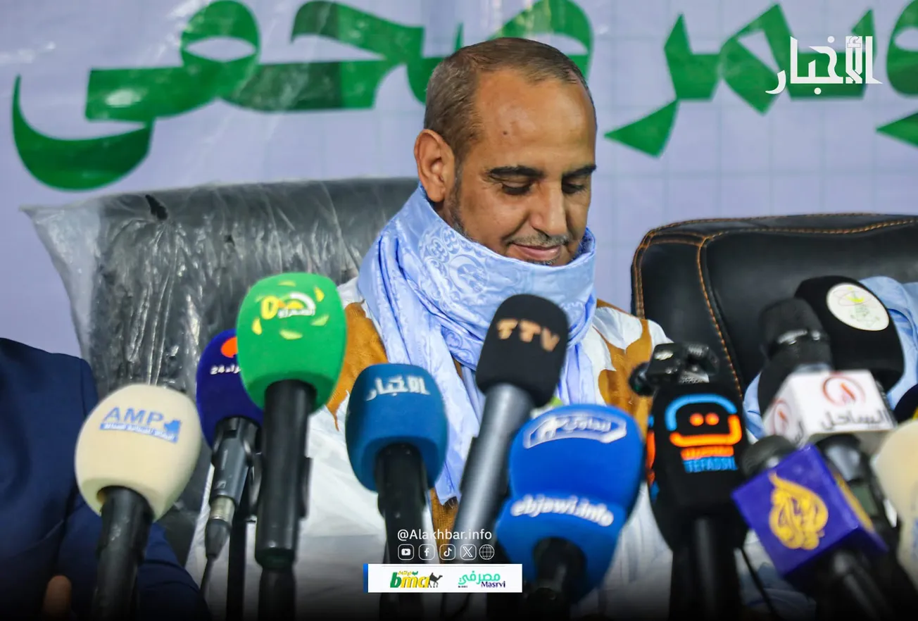زعيم المعارضة: نرفض أي حل يدرج المأموريات موضوعا في الحوار